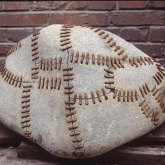 B05, Inter Structure #4, Granite and steel，40×60×40cm, 1990