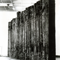 B15，Memory Space, Wood and Iron nails，H240cm，1994